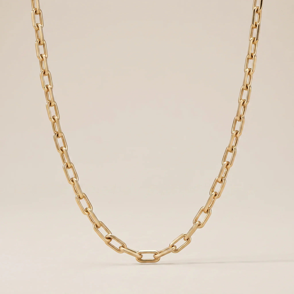 Sculpted Paperclip Link Chain Necklace